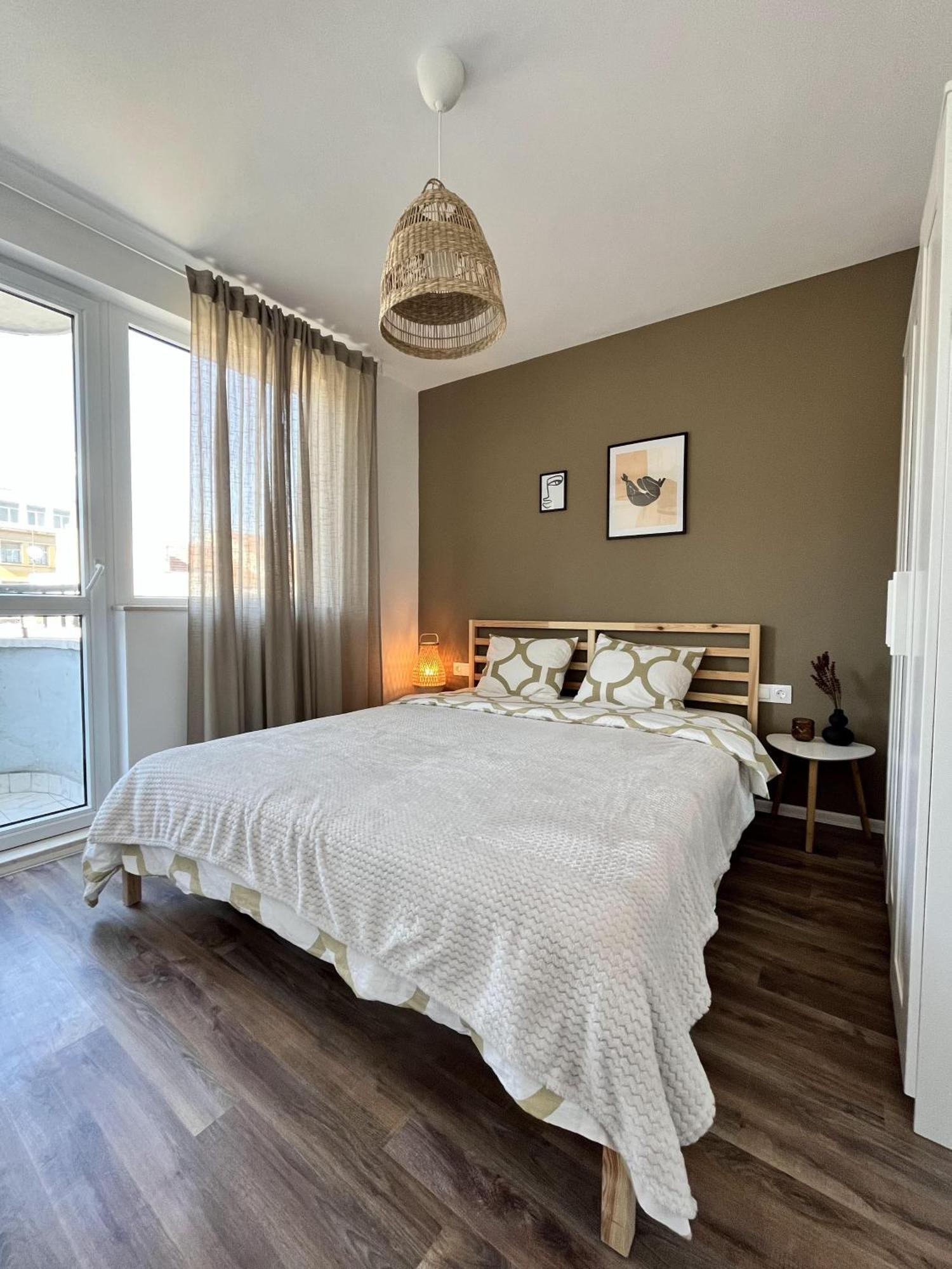 Central Cosy, Fully Renovated 2Bd Near The Cathedral Varna Exterior foto